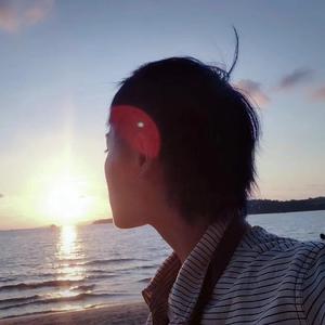 黄片下载免费初中生
